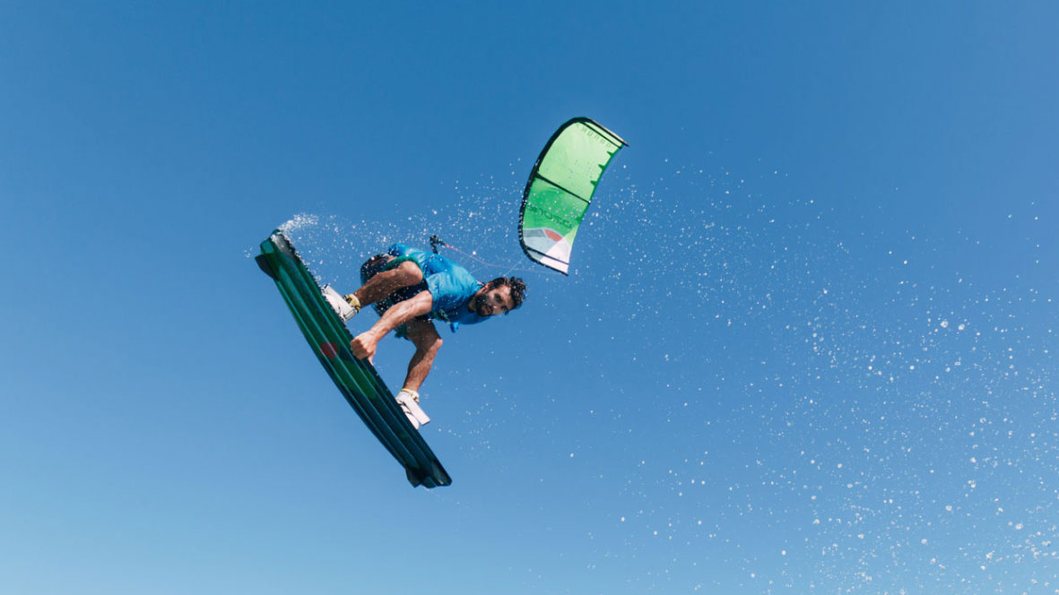 Alquiler equipo de kitesurf en Castelldefels, Barcelona